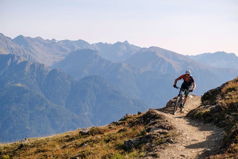 Mountainbiker auf dem Frommestrail.