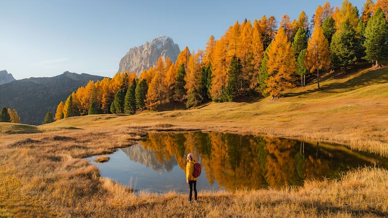 Der Herbst lädt zum Wandern ein – deswegen braucht es die optimale Ausstattung.