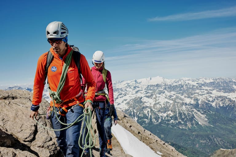 Knallige Farben am Berg