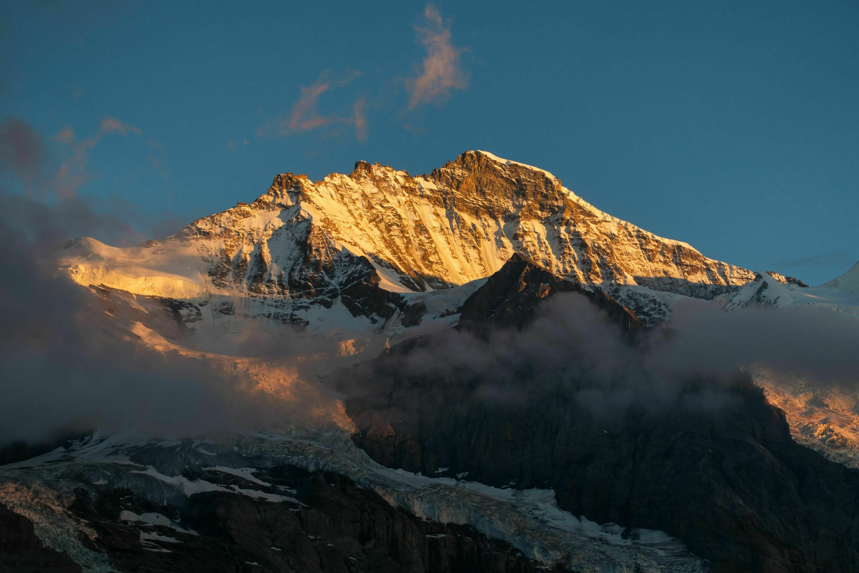 Bergportrait: Jungfrau (4.158 M) - Bergwelten