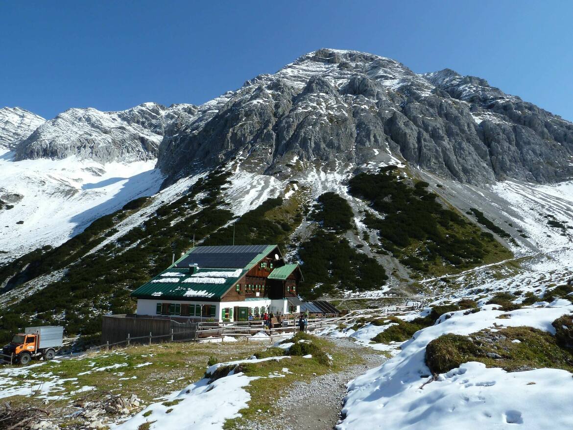 Die Pfeis-Hütte im Karwendel