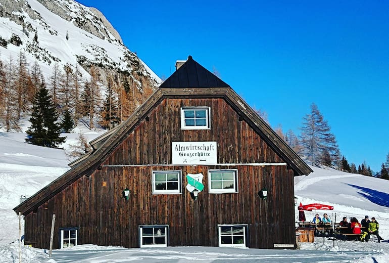 Die Grazerhütte im Winter