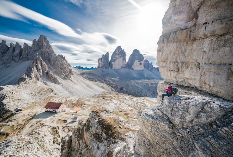 Drei Zinnen mit Drei-Zinnen-Hütte