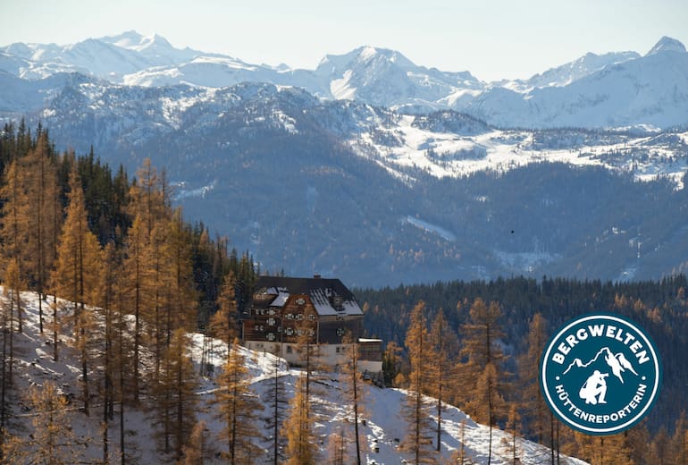 Die Austriahuette auf dem Dachstein in der Steiermark.