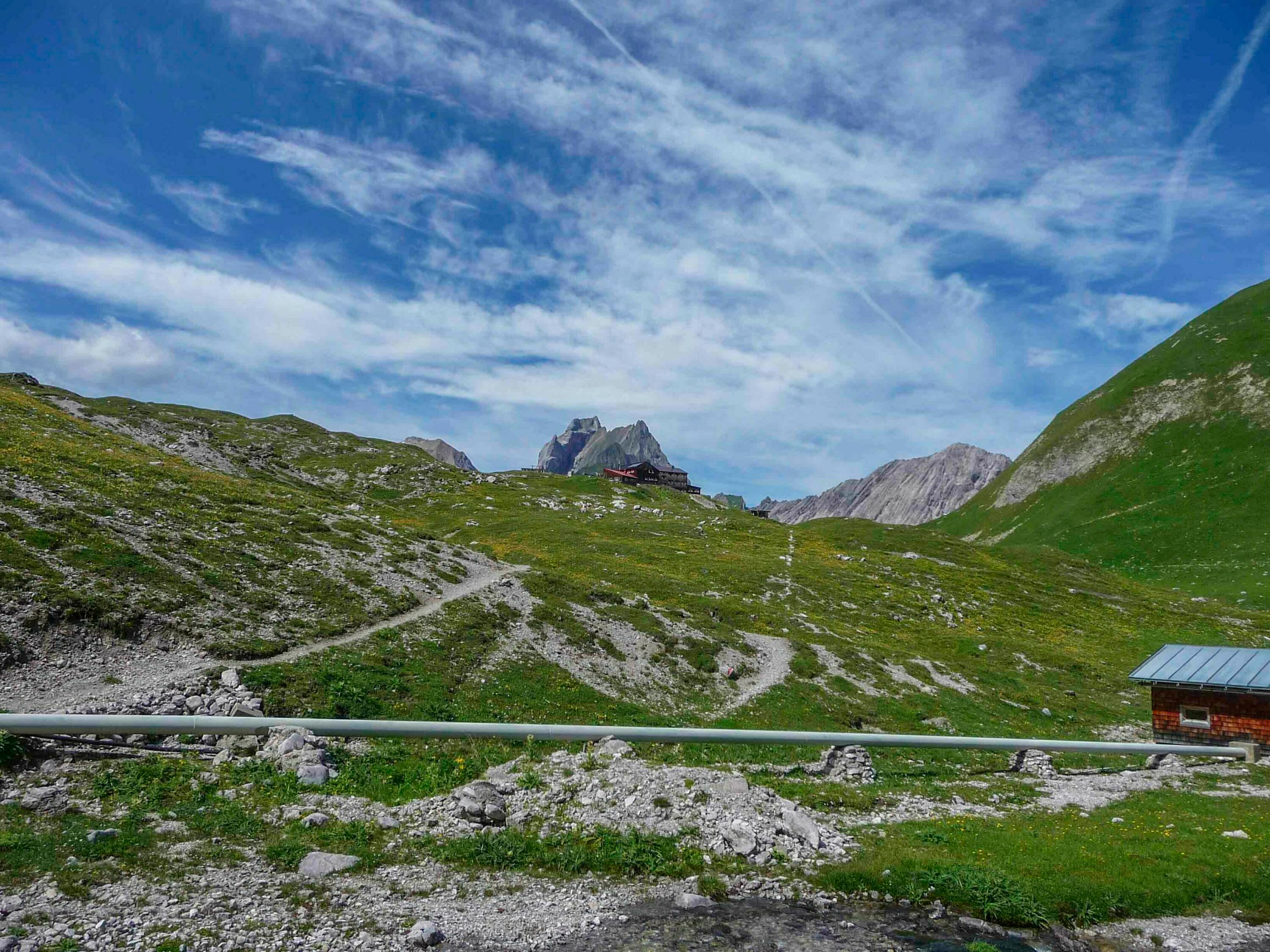 Wandern: Wanderung zur Memminger Hütte von Zams - 6:30 h - 13 km