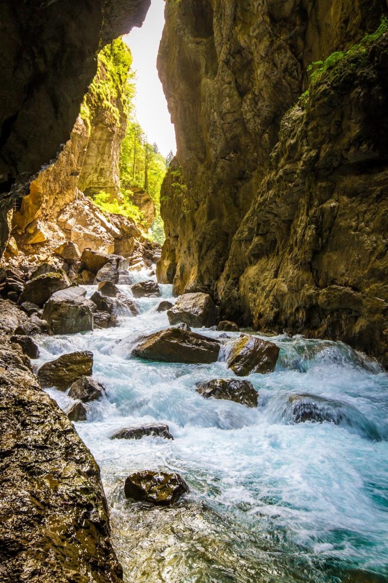 Sonstige: Kajak- und Kantour Loisach: Durch die Griesenschlucht nach  Garmisch-Partenkirchen - 1:45 h - 5 km - Bergwelten