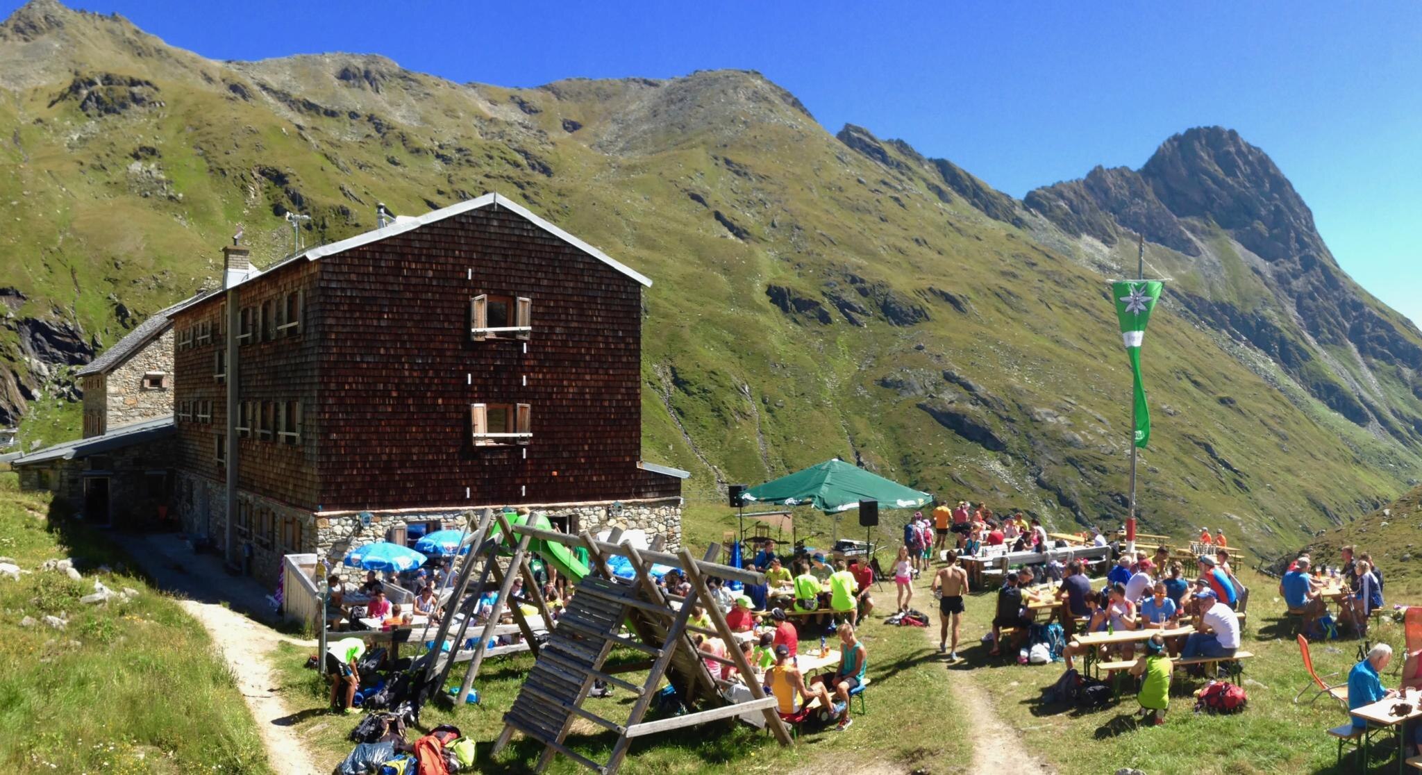 Wandern: Von Der Clarahütte Zur Essener-Rostocker-Hütte - 9:30 H - 25 ...