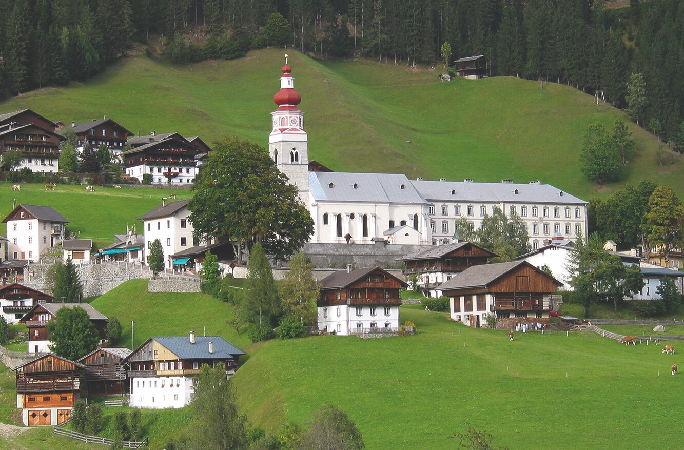 Wandern Lesachtal Lacken 330 h 10 km Bergwelten