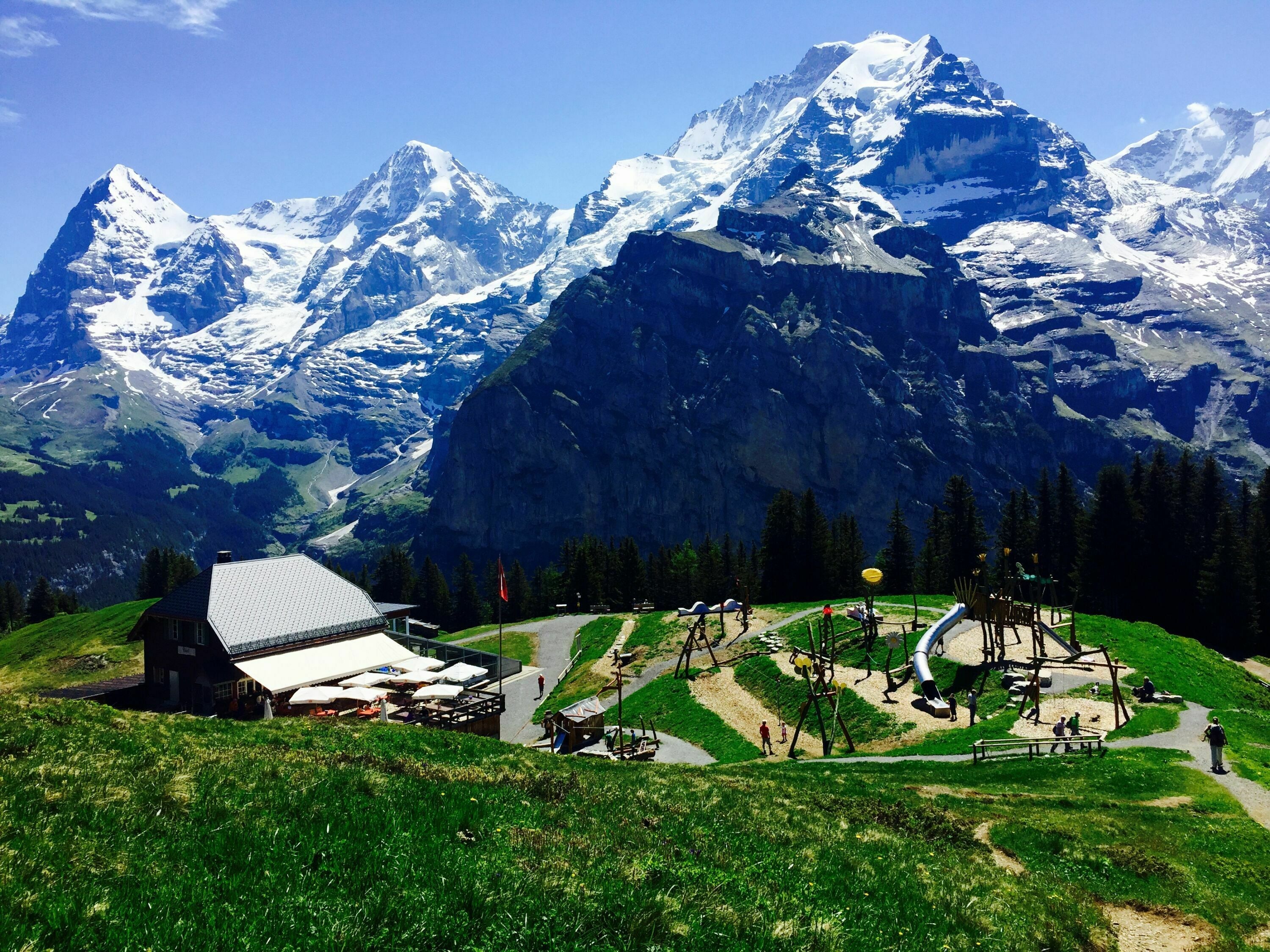 Wandern: Mürren - Blumental - Allmendhubel - 1:00 h - 2 km - Bergwelten