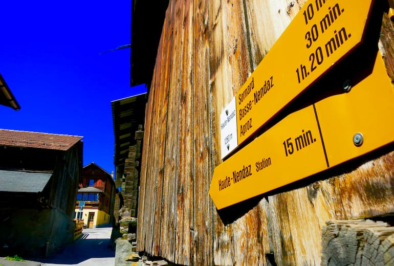 Wandern Altesdorf Nendaz Skulpturenweg Bergwelten